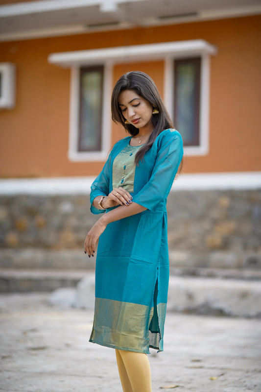 Elegant Green Kurti with Shimmer Embroidered Print