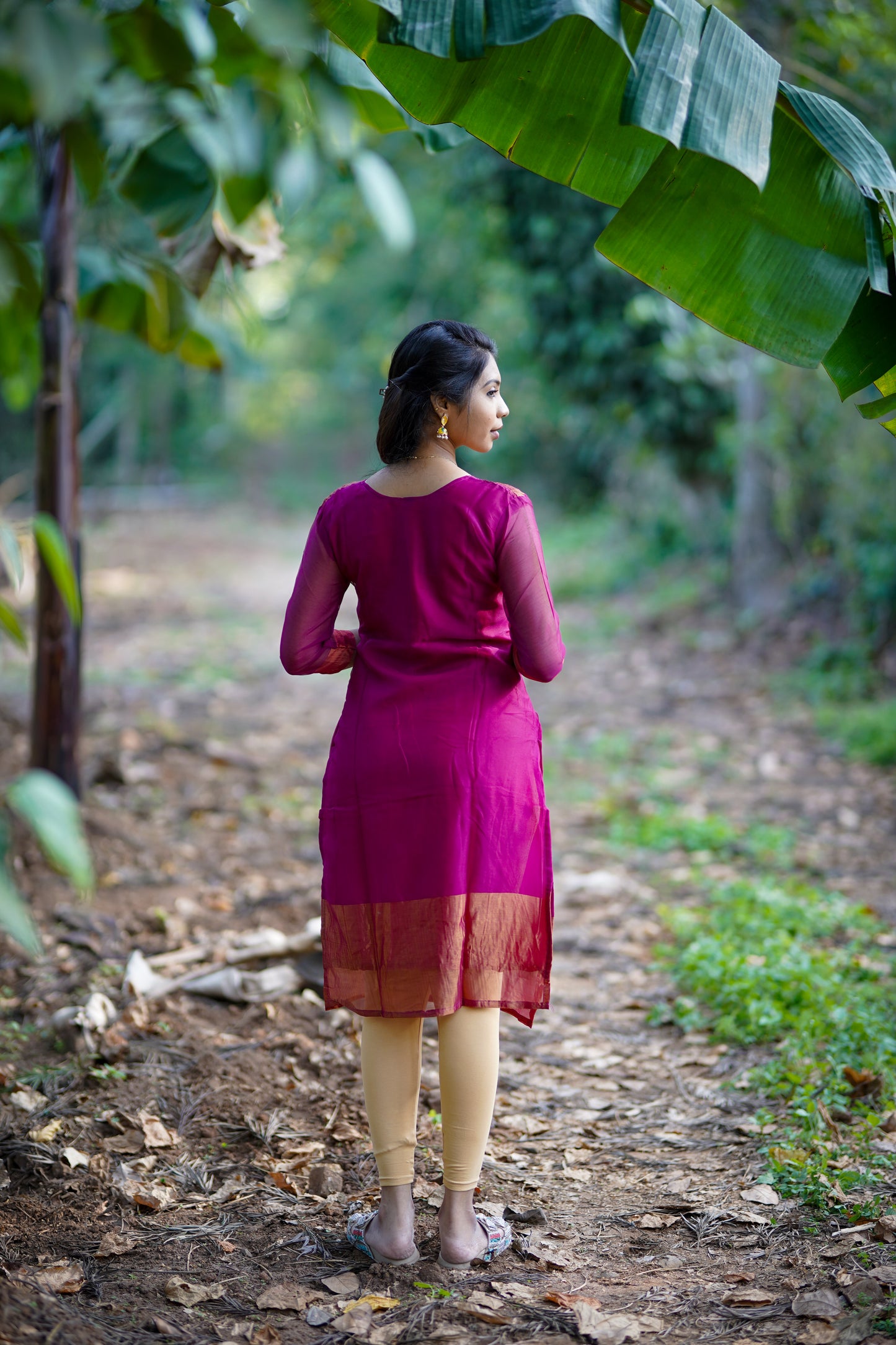 Dark pink kurti with shiny embroidery