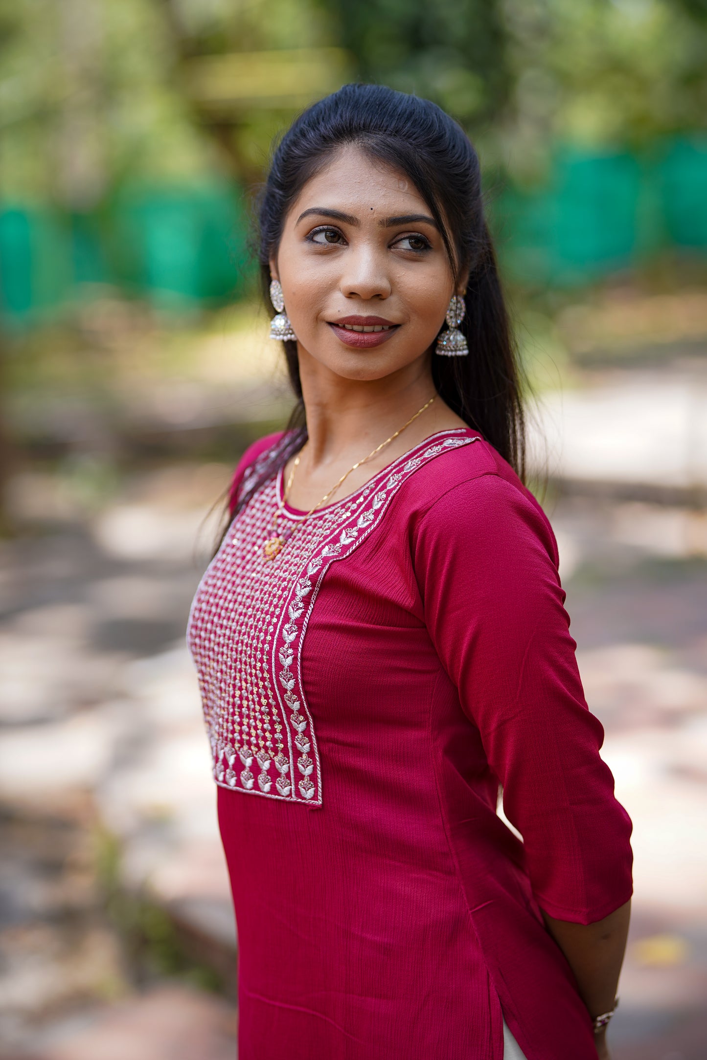 Elegant Red Kurti with Side Floral Embroidery – Timeless Ethnic Style