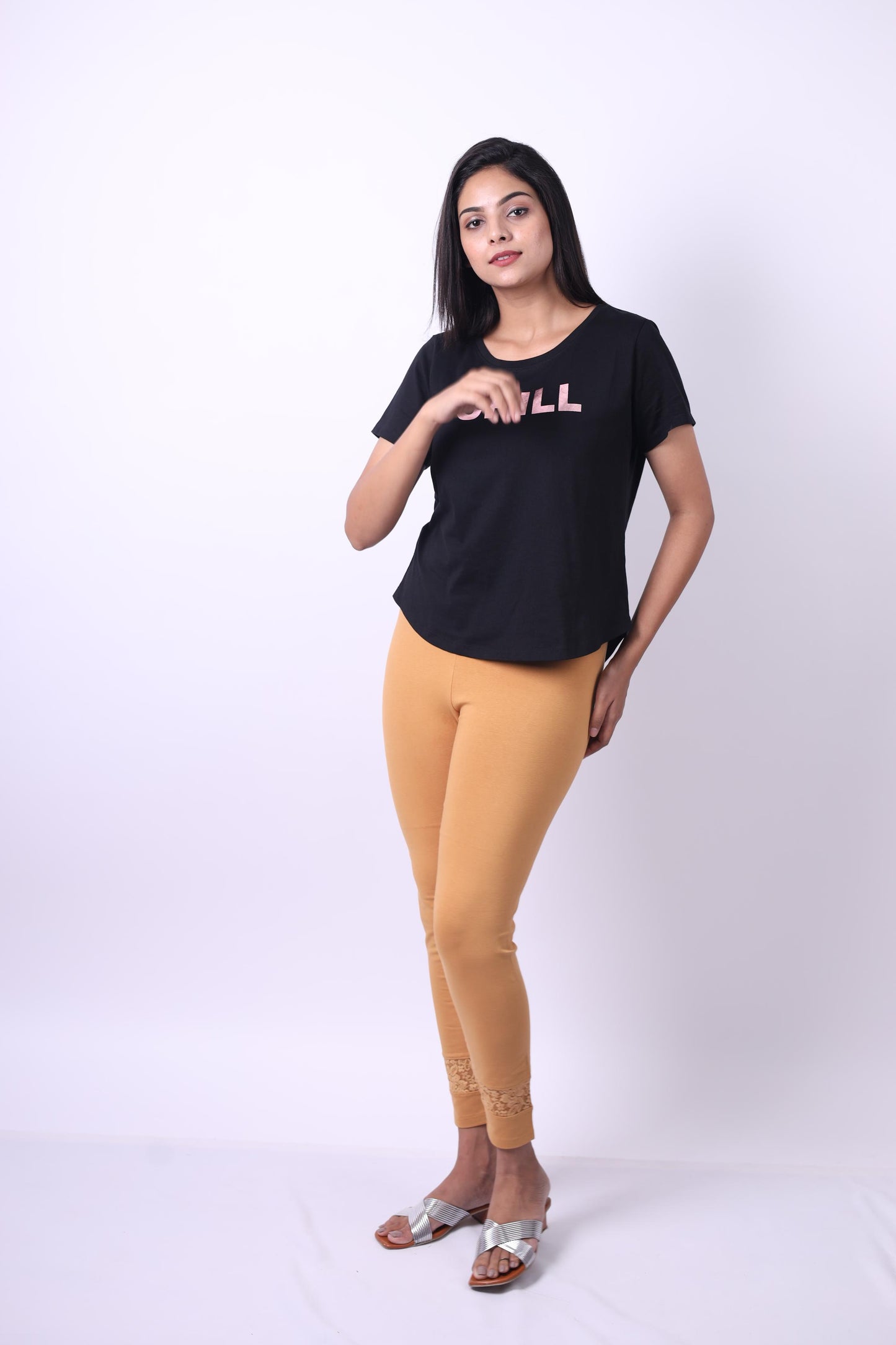 Shop ankle-length leggings online India